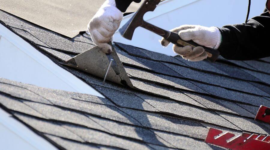 Professional gutter cleaning in Little Switzerland, NC